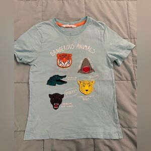 H&M Kids Blue Graphic Tee - Dangerous Animals with Interactive Flaps